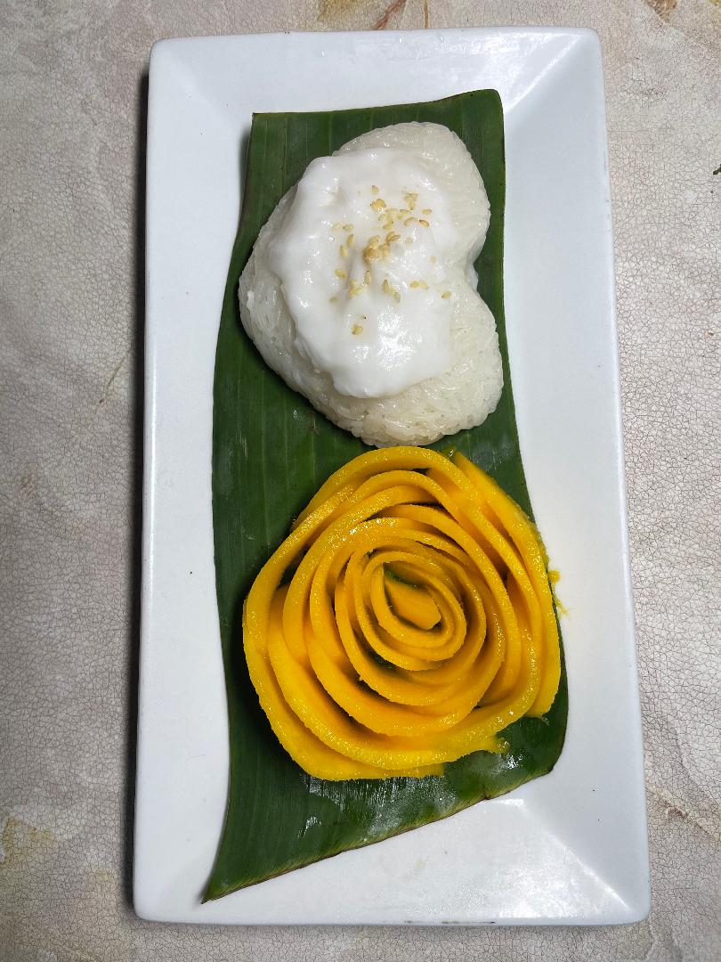 Sweet Sticky Rice with Mango